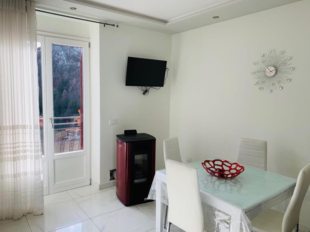 Ferienwohnung Dolomia Gioele Molveno Exterior foto